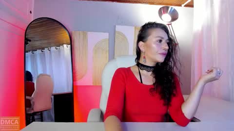 Snapshot of indigo_sativa chatting on October 19, 2:50 pm Indigo Wild online show from October 19, 2:50 pm