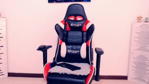 matias online show from April 11, 3:27 pm