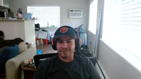 Snapshot of indyman2084 chatting on June 2, 1:29 am indyman2084 online show from June 2, 1:29 am
