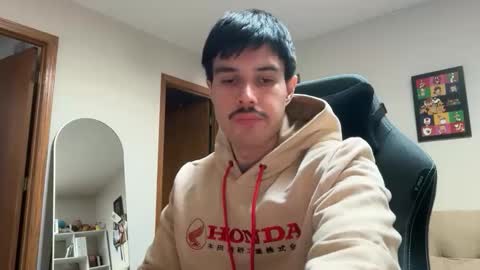 Lucas online show from February 14, 7:21 pm