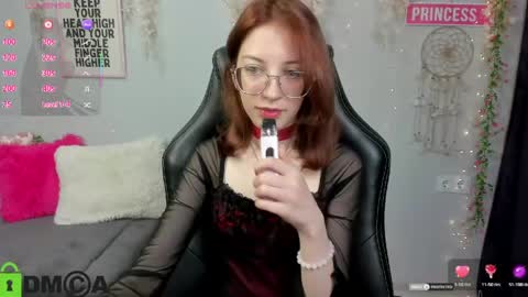 Snapshot of inferno_mia chatting on May 31, 12:34 pm Mia online show from May 31, 12:34 pm
