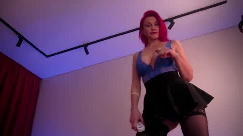 Snapshot of infinitespring chatting on November 15, 6:44 am Infinitespring online show from November 15, 6:44 am