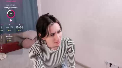 Snapshot of ingachaudoin chatting on February 22, 11:42 am Saya online show from February 22, 11:42 am