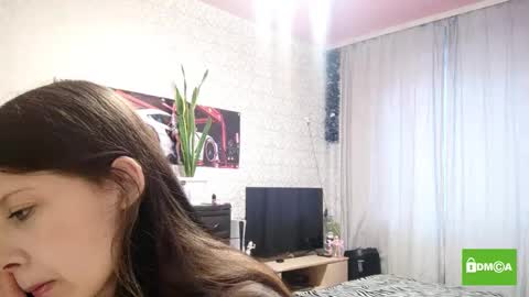 Snapshot of ingeborgalexanian chatting on October 19, 11:11 am Emma online show from October 19, 11:11 am