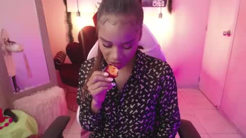 ingrid03_taffur online show from January 7, 8:22 pm