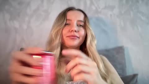 iniva05 online show from April 16, 8:48 am