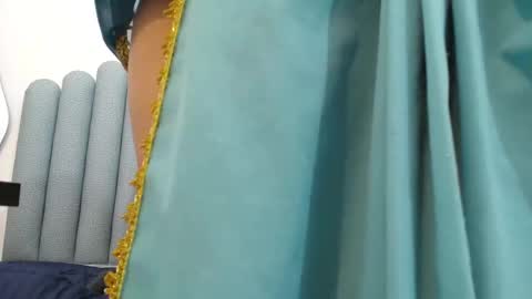 Snapshot of iniyalaboni chatting on February 22, 7:36 pm Iniya online show from February 22, 7:36 pm