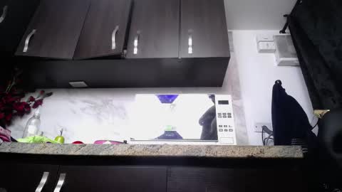 Snapshot of iniyalaboni chatting on November 6, 10:21 pm Iniya online show from November 6, 10:21 pm