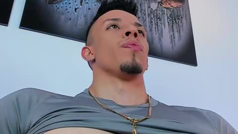 Snapshot of inkangelo chatting on September 29, 5:01 am ANGELO online show from September 29, 5:01 am