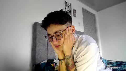 lyan onlyfans n linda online show from March 2, 7:21 pm