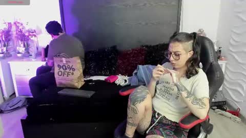 inkedsinners_ online show from June 18, 11:03 am
