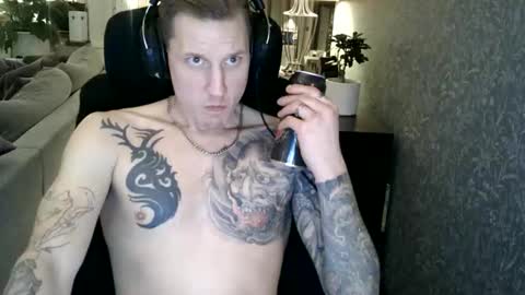 inkedsweed69 online show from November 10, 4:39 pm