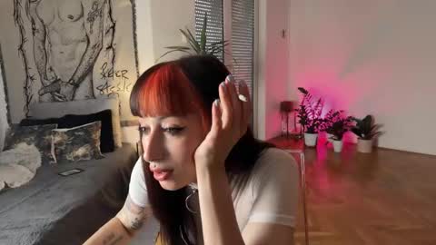 Xenia online show from October 13, 1:44 pm