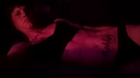 inlovewithlace online show from April 12, 5:45 am