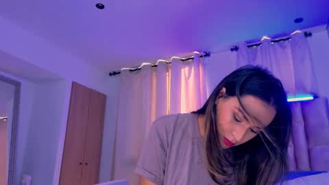 Innoocent Luna online show from November 12, 9:03 pm