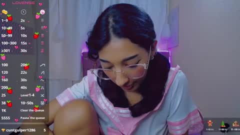 Snapshot of inocent_luna chatting on December 12, 4:10 pm Luna moon online show from December 12, 4:10 pm