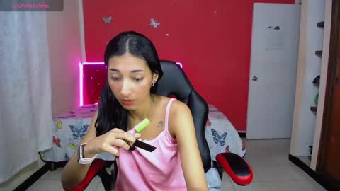 Snapshot of inocent_luna chatting on March 8, 7:05 am Luna moon online show from March 8, 7:05 am