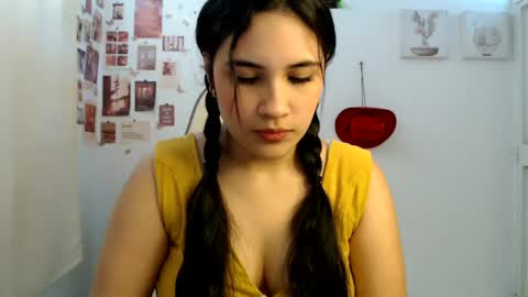 Snapshot of inocentheaven chatting on July 15, 12:43 pm Celeste online show from July 15, 12:43 pm