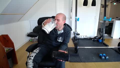 Snapshot of insanemaxxx chatting on December 13, 12:50 pm insanemaxxx online show from December 13, 12:50 pm