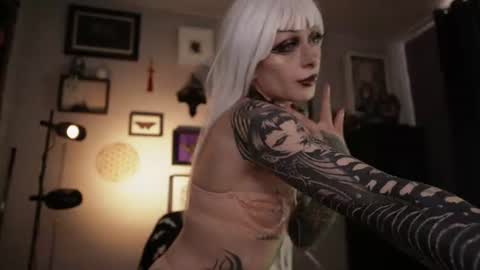 Snapshot of insania_999 chatting on July 6, 3:58 pm SANIA online show from July 6, 3:58 pm