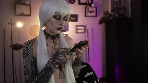 Snapshot of insania_999 chatting on July 19, 3:49 pm SANIA online show from July 19, 3:49 pm