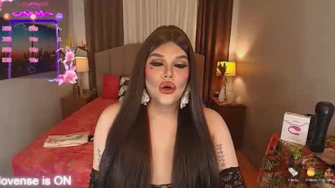 Snapshot of insatiablesexqueen chatting on October 31, 3:40 am tasha online show from October 31, 3:40 am