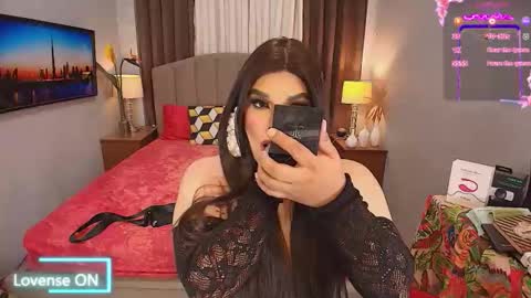 Snapshot of insatiablesexqueen chatting on December 2, 3:45 am tasha online show from December 2, 3:45 am