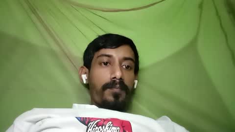 Snapshot of interne8famous chatting on November 1, 1:46 pm interne8famous online show from November 1, 1:46 pm