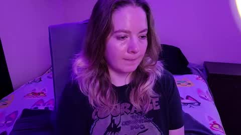 Faye online show from March 7, 4:31 am