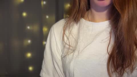 Snapshot of internetsexplorer chatting on December 21, 10:28 pm Bernadette Join online show from December 21, 10:28 pm