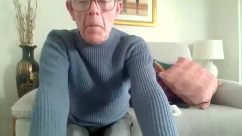 inthemood63 online show from March 29, 4:29 pm