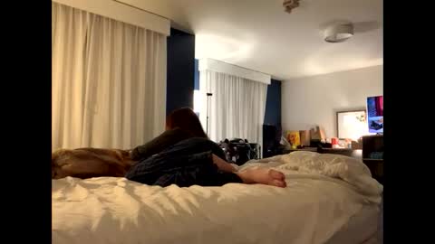 Snapshot of intothewoodswego chatting on December 3, 1:35 am IntoTheWoodsWeGo online show from December 3, 1:35 am