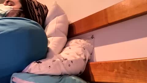 iplaywithu221 online show from December 15, 8:35 pm