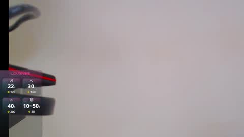 Snapshot of iris_caprice chatting on December 23, 1:58 am Instagram iris caprice online show from December 23, 1:58 am
