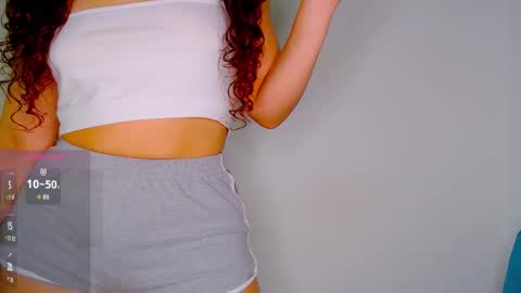 Snapshot of iris_caprice chatting on February 4, 3:12 am Instagram iris caprice online show from February 4, 3:12 am