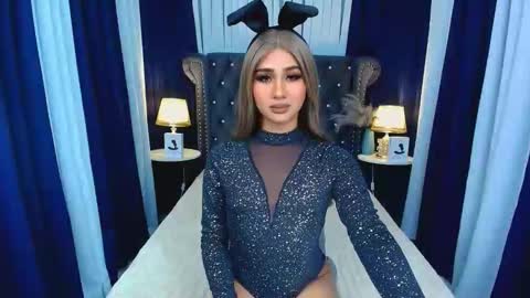 Snapshot of iris_lauren chatting on February 18, 8:27 pm Iris online show from February 18, 8:27 pm