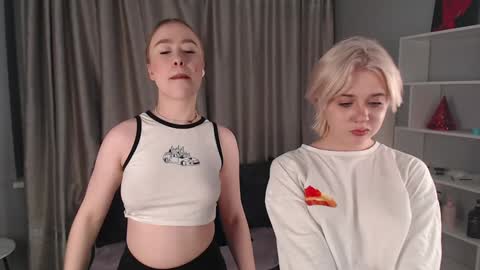 Iris Day Maya night online show from December 1, 5:02 pm