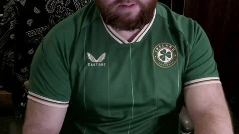 twitter theirishman205 online show from December 6, 7:12 pm