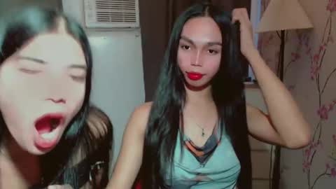 IRISH AND TRIXIE online show from March 12, 2:50 am