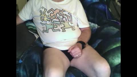 Snapshot of irishmark57 chatting on December 4, 4:05 pm irishmark57 online show from December 4, 4:05 pm