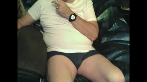 Snapshot of irishmark57 chatting on December 16, 10:18 am irishmark57 online show from December 16, 10:18 am