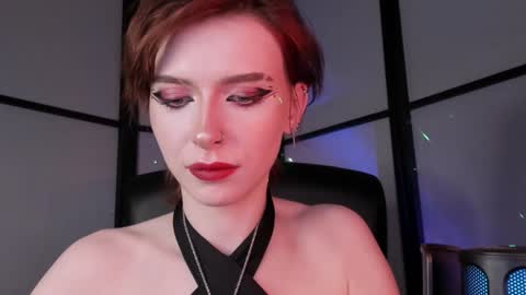 Snapshot of irisice chatting on December 13, 7:32 pm Miss Iris Fansly Miss Iris new inst. online show from December 13, 7:32 pm