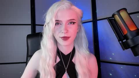 Snapshot of irisice chatting on January 28, 2:42 pm Miss Iris Fansly Miss Iris new inst. online show from January 28, 2:42 pm