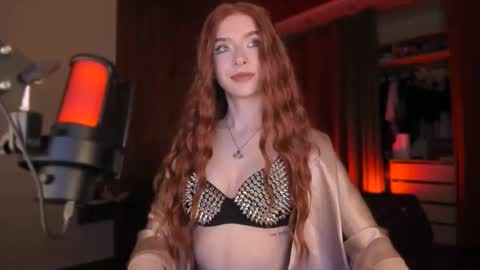 Snapshot of irisice chatting on October 14, 3:57 pm Miss Iris Fansly Miss Iris new inst. online show from October 14, 3:57 pm