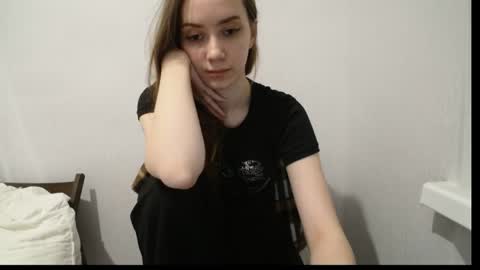 Snapshot of irma_b2004 chatting on April 24, 8:33 pm irma_b2004 online show from April 24, 8:33 pm