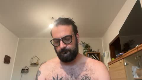 iron_reykh online show from June 22, 5:32 pm