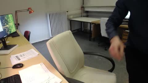 Snapshot of ironchrome chatting on December 3, 7:49 am IronChrome online show from December 3, 7:49 am