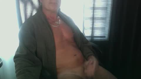 ironout007 online show from October 19, 12:28 pm