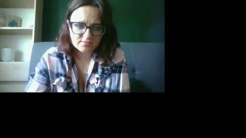 Snapshot of irresistibleparis chatting on June 9, 5:19 am Paris online show from June 9, 5:19 am