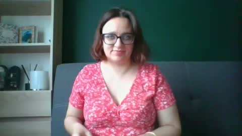 Paris online show from July 24, 5:27 am